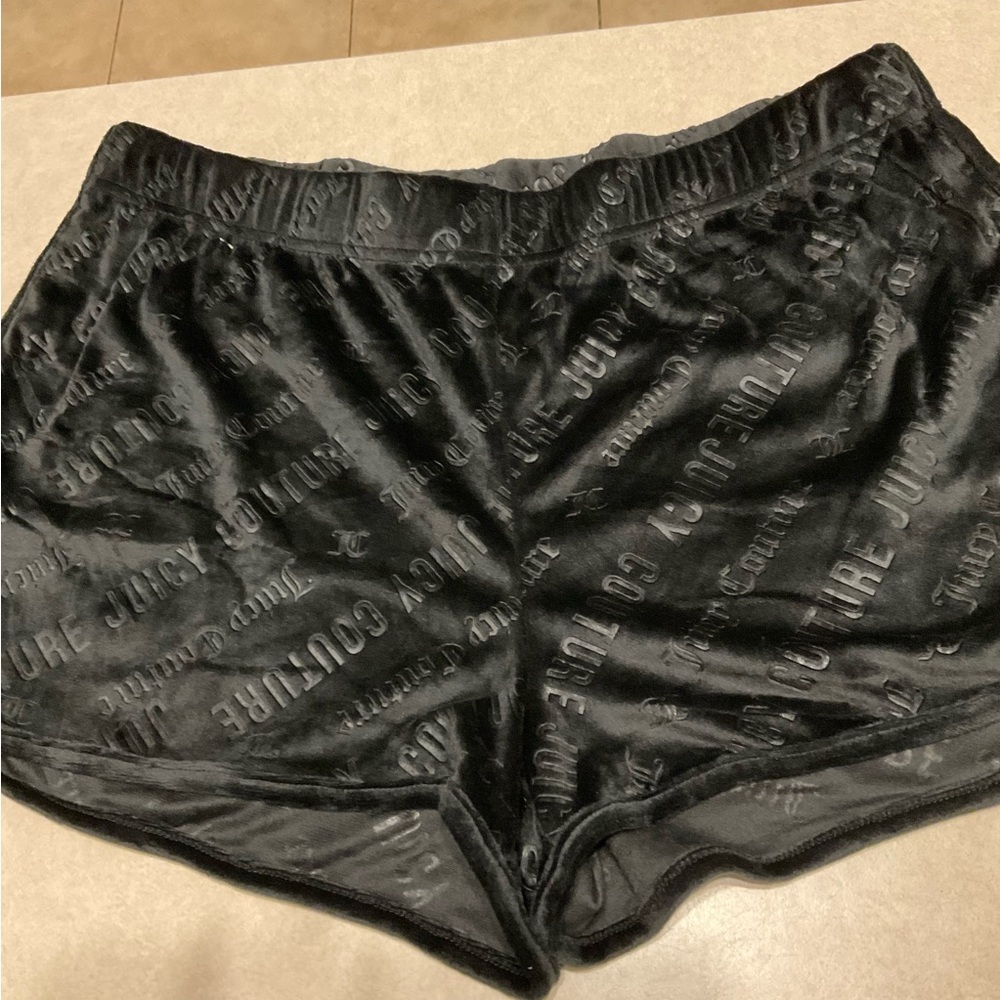 Juicy Couture Black Velour Lounge Shorts w/ Tonal Monogram Logo Print, size XL - Picture 6 of 6